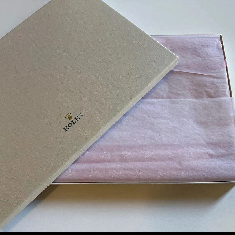 Rolex Beige Box With Soft Pink Interior